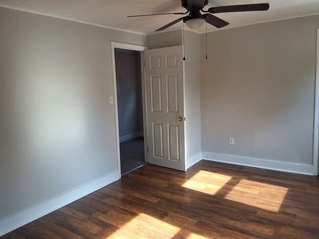 Building Photo - 5198 South St