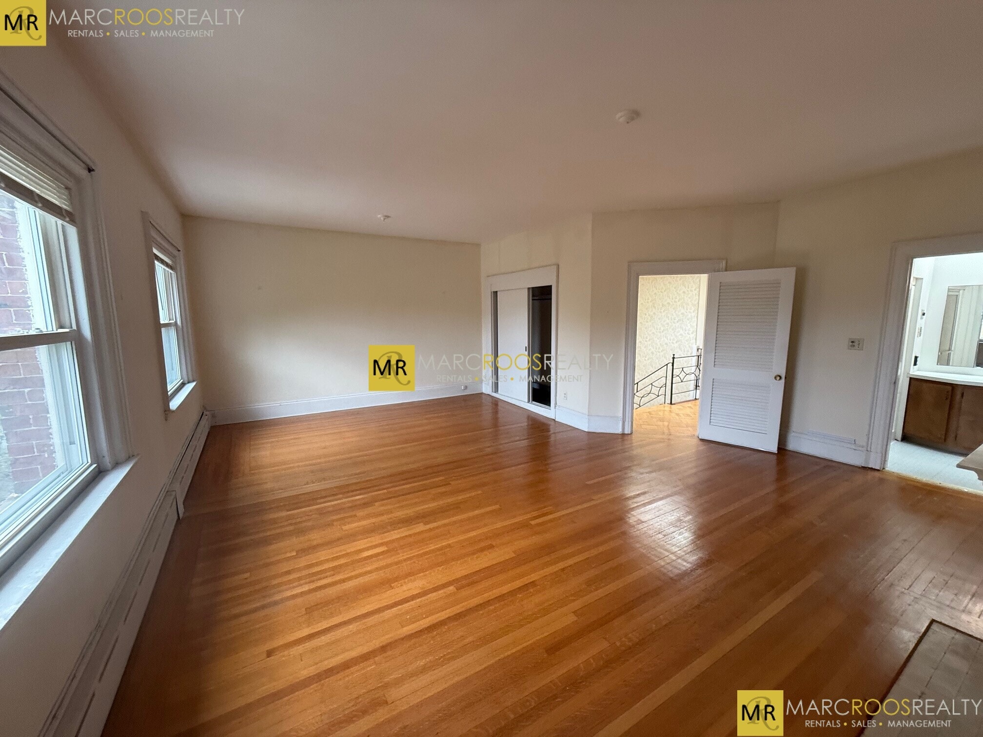 Building Photo - 1805 Beacon St