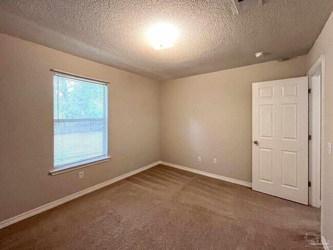Building Photo - 766 Marlin Spike Dr