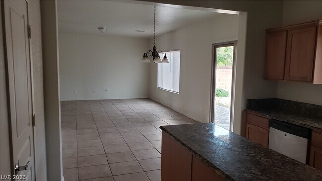 Building Photo - 5526 Moonlight Gdn St