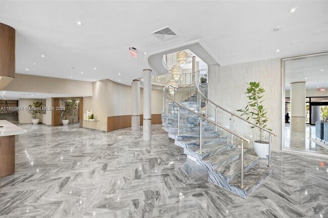 Building Photo - 5401 Collins Ave