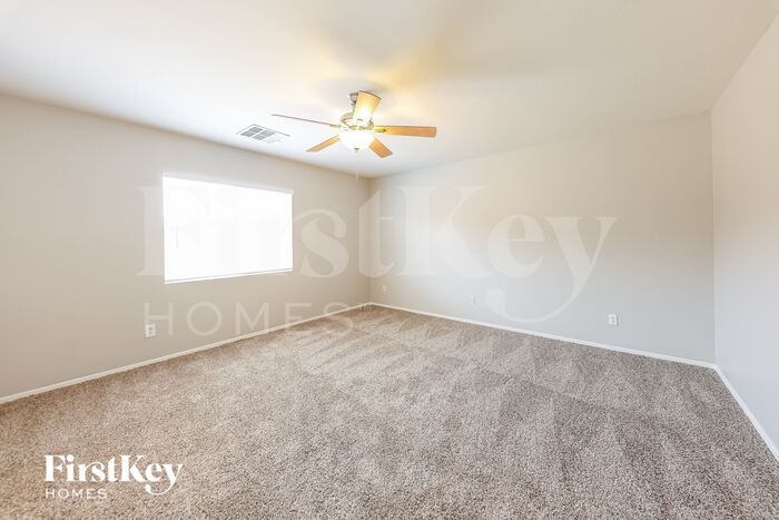 Building Photo - 11597 W Vogel Ave