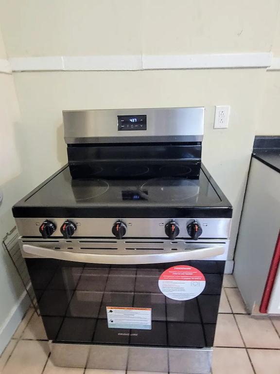 Building Photo - 33 E Norman Ave