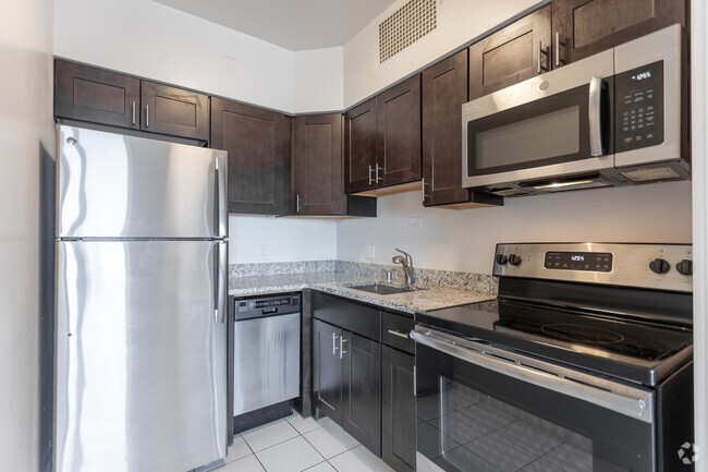1BR, 1BA - Lodgewood Apartments