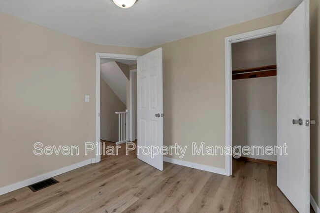 Building Photo - 406 Beechtree Rd