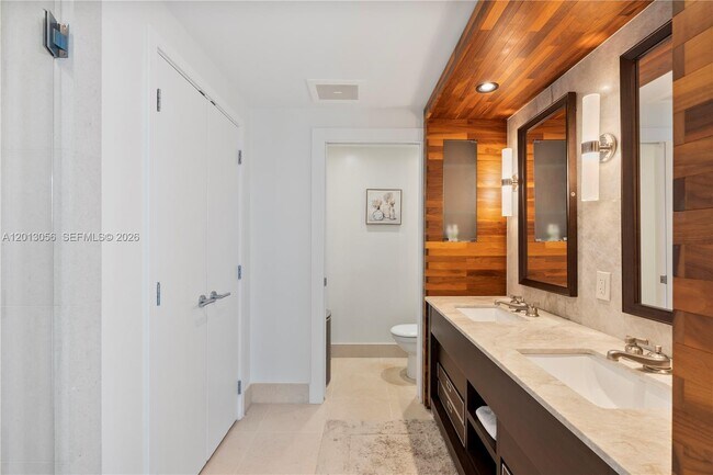 Building Photo - 6899 Collins Ave