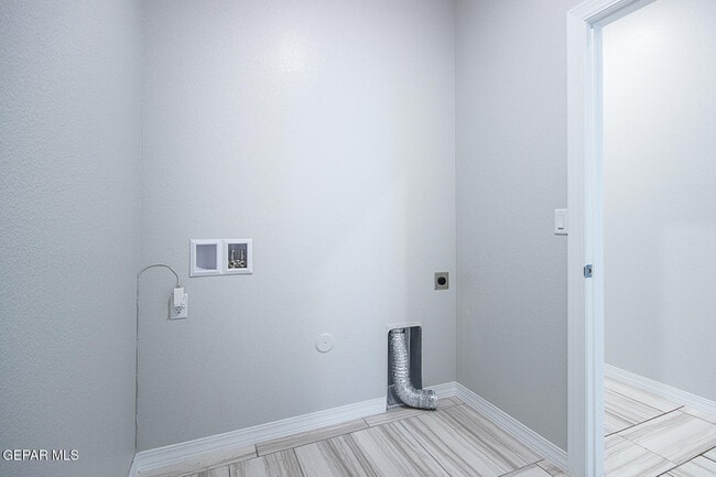 Building Photo - 2621 Mike Price Dr