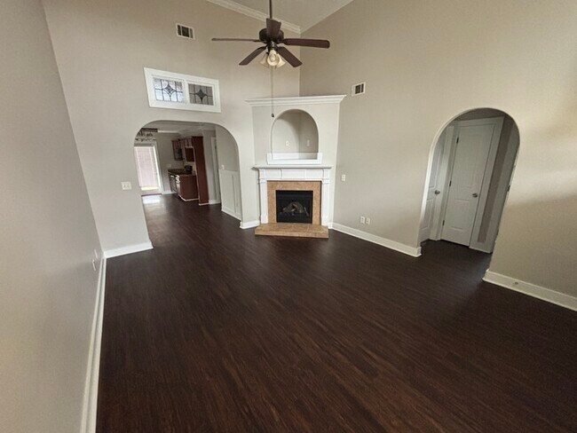 Building Photo - 108 Moss Stone Ln