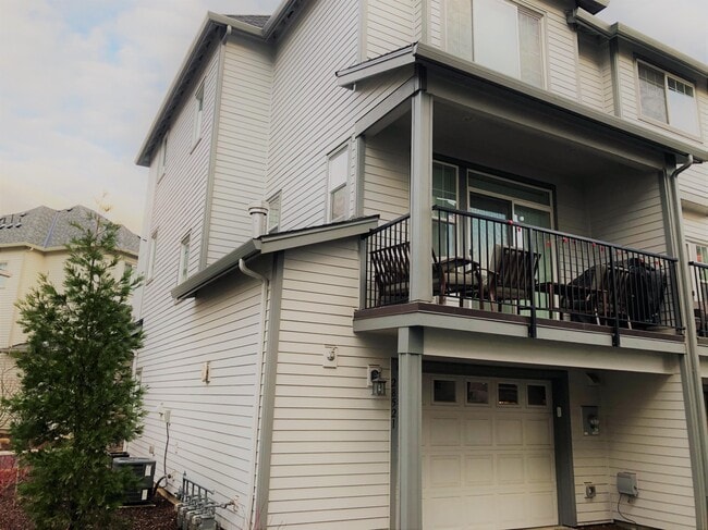Building Photo - 28521 SW Orleans Ave