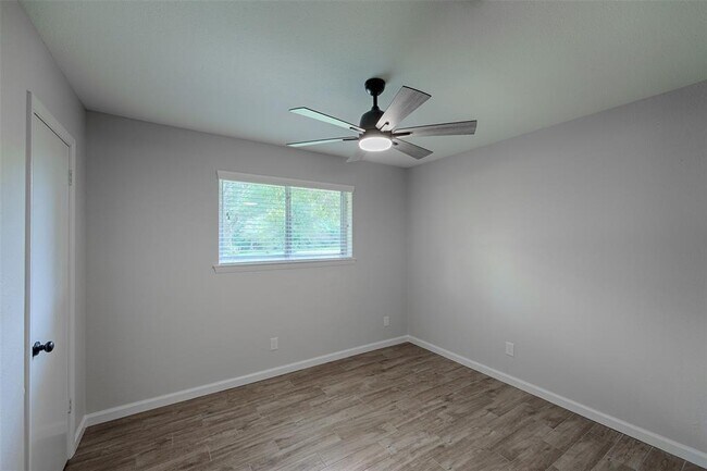 Building Photo - 15458 Rabon Chapel Rd