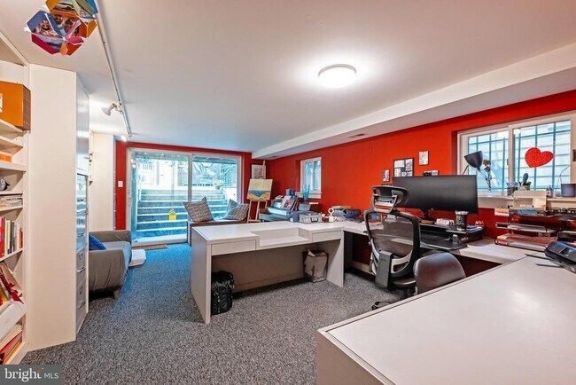 Building Photo - 3512 35th St NW