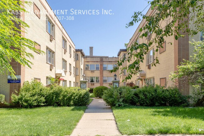 Building Photo - 2007 W Touhy Ave