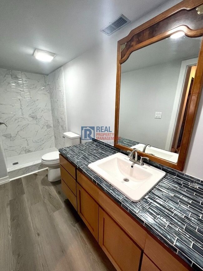 Building Photo - 10740 Witcher Dr