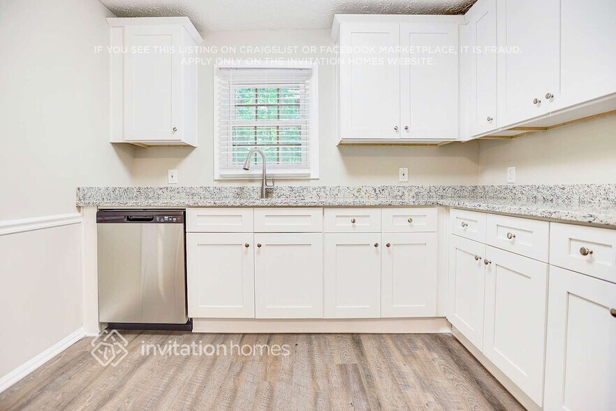 Building Photo - 3783 Carolyn Farm Rd