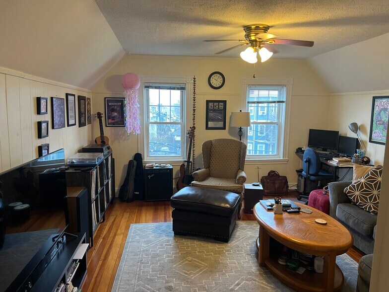 Building Photo - 97 Massachusetts Ave