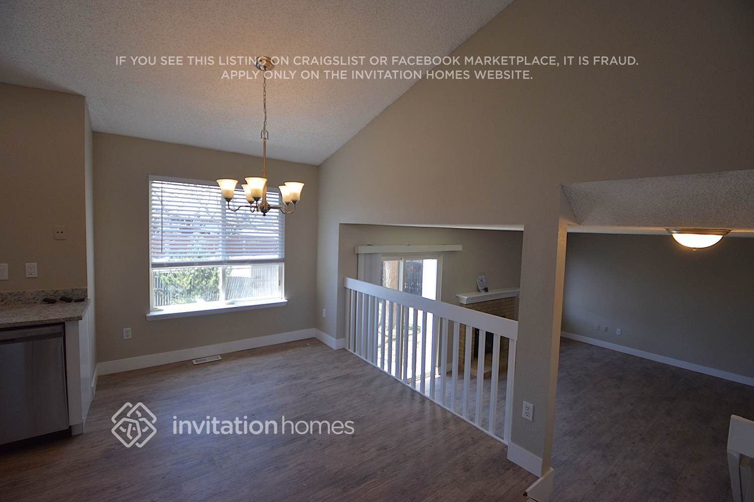 Building Photo - 1424 W 132nd Pl