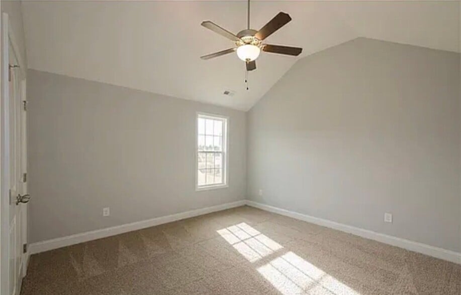 Building Photo - 130 Brummel Ct