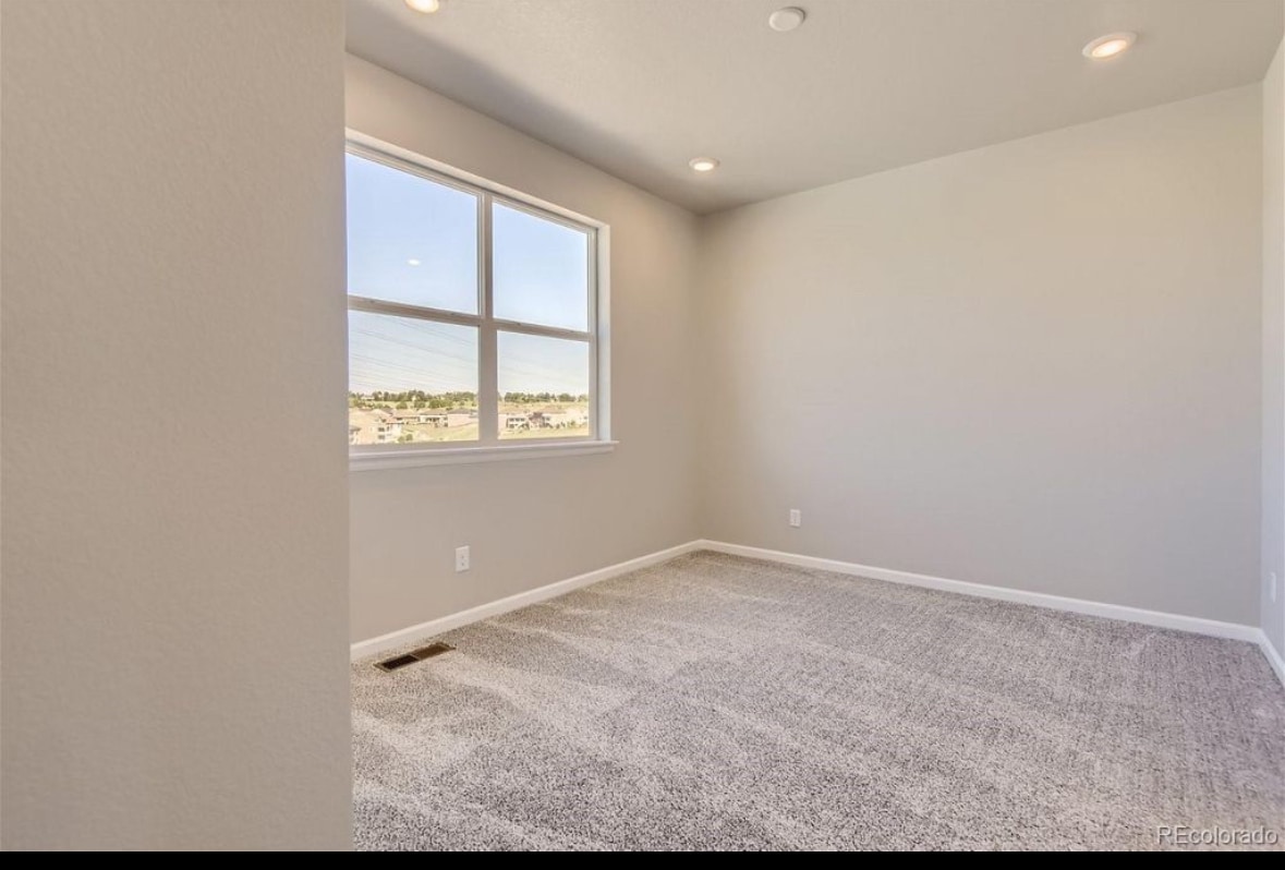 Primary Suit with Walk-in closet - 6964 Merseyside Ln