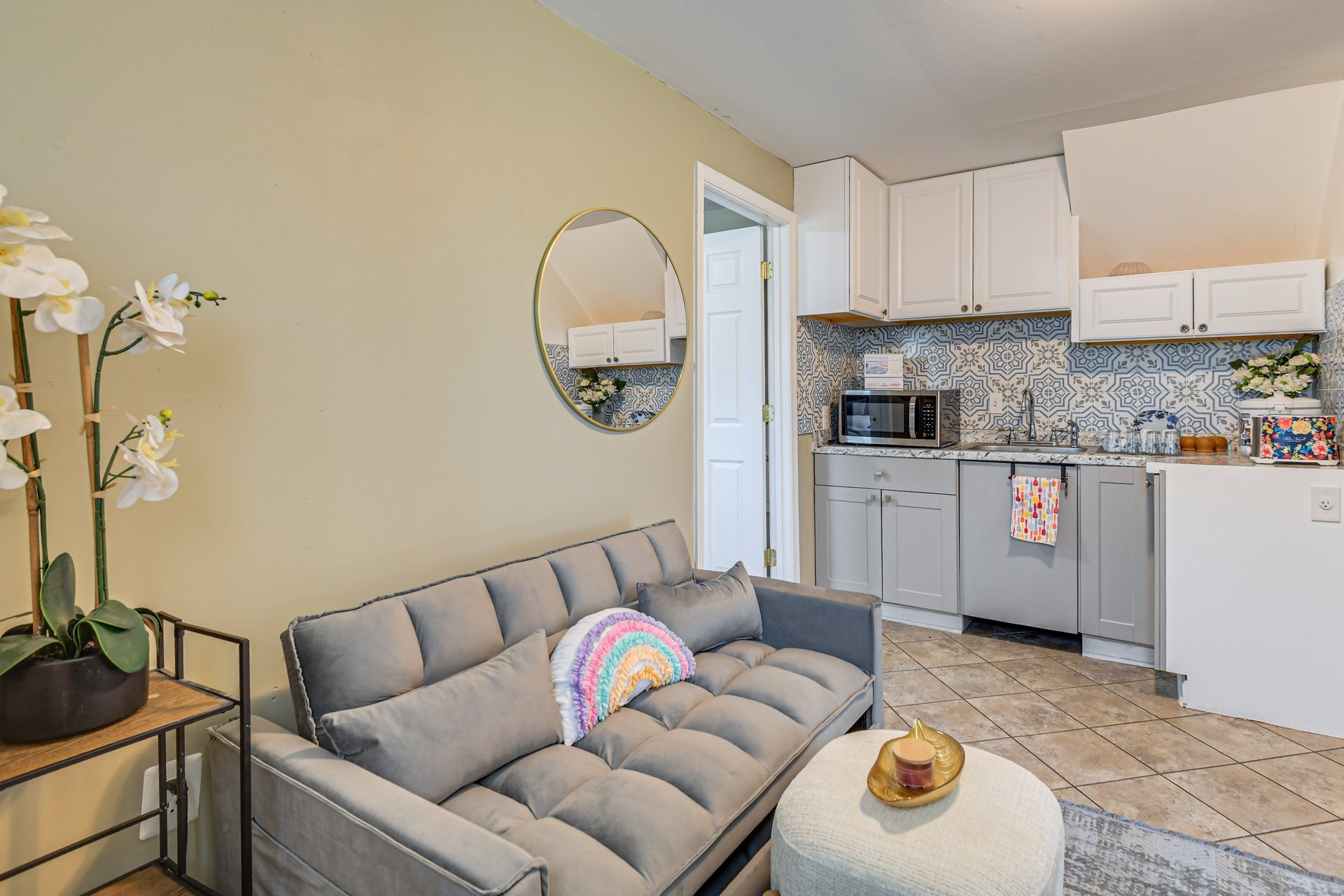 Building Photo - 5929 Camberly Ave