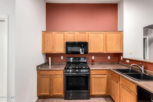 Building Photo - 17530 W Wind Drift Ct