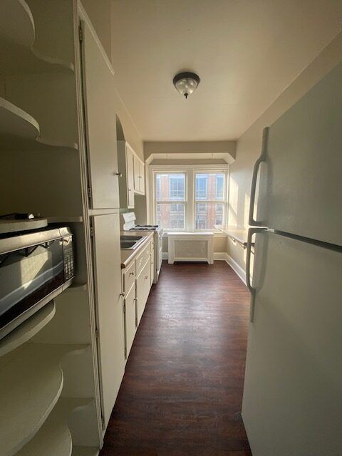 Building Photo - 505 N Lime St