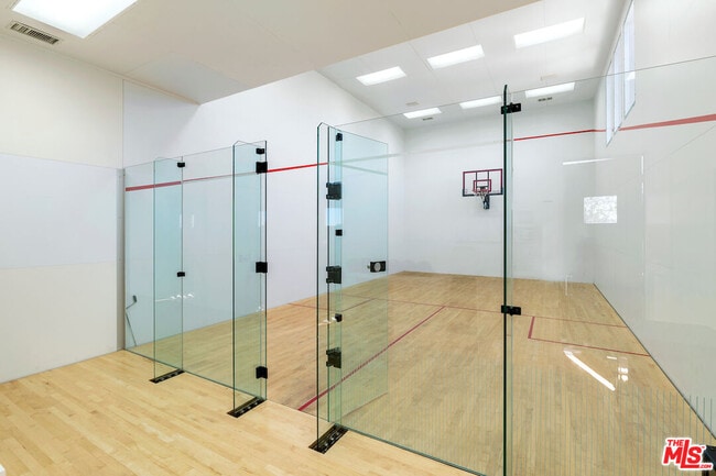 Building Photo - 1436 Summitridge Dr