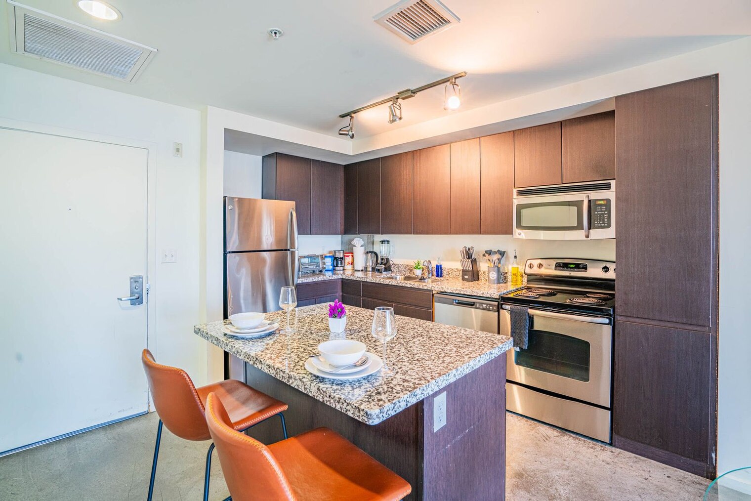 Building Photo - 888 N 4th St