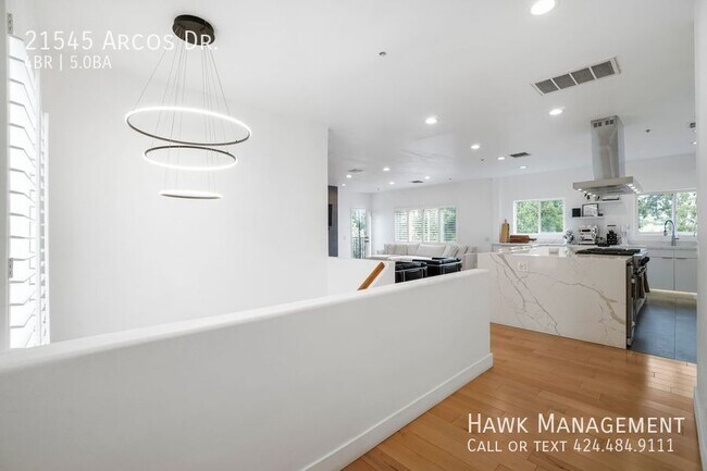 Building Photo - 21545 Arcos Dr