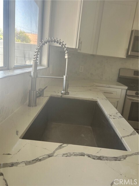 Building Photo - 33909 Navajo Trail