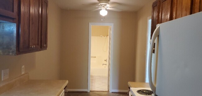 Building Photo - 4040 Shipyard Walk