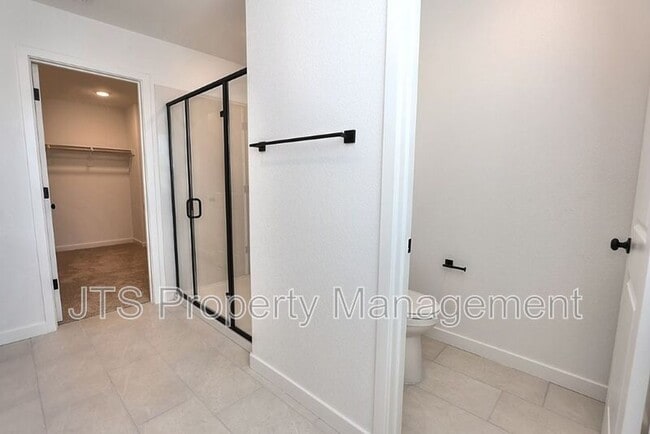 Building Photo - 4266 Aura Way