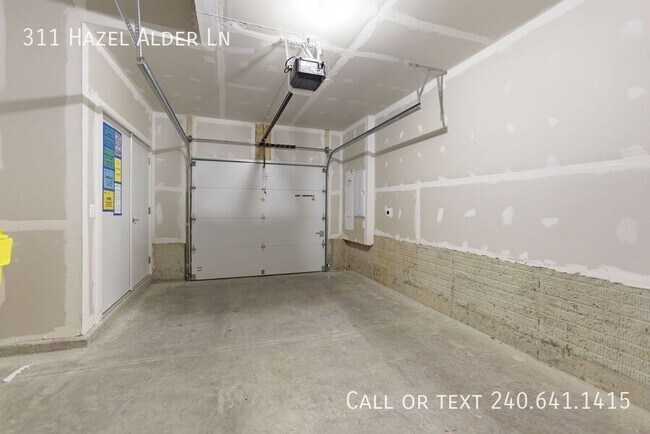 Building Photo - 311 Hazel Alder Ln