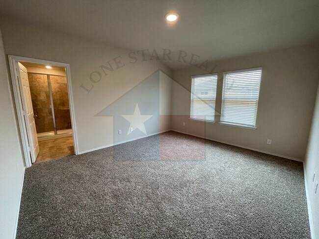 Building Photo - 9601 Murandy Dr