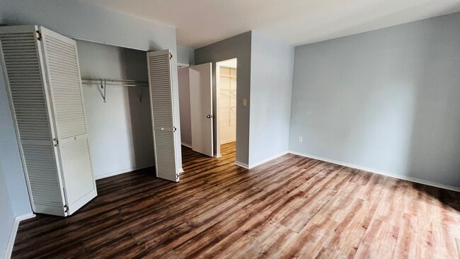 Building Photo - 10211 Ridgeline Dr