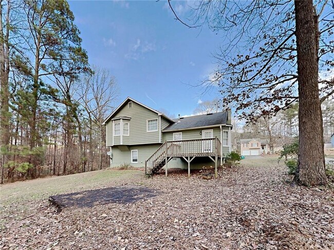 Building Photo - 383 Robin Hood Dr