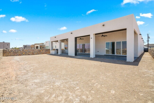 Building Photo - 11337 Ardelle Ave