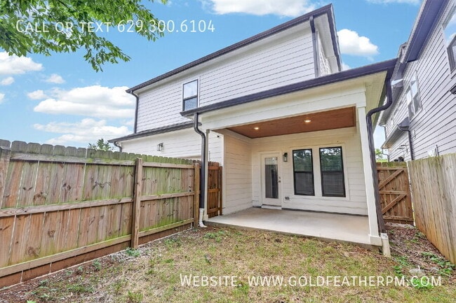 Building Photo - 253A Riverside Dr
