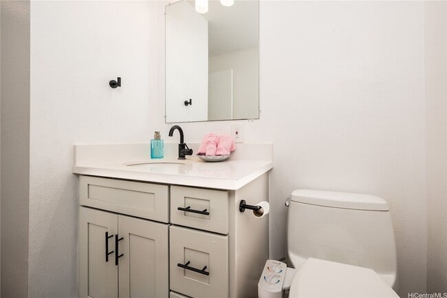 Building Photo - 94-1081 Anania Circle Unit 12