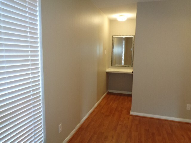 Building Photo - 2225 Mimosa Dr