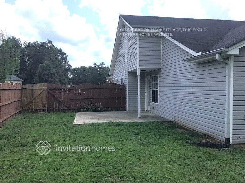 Building Photo - 2548 Oak Valley Ln