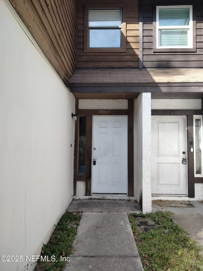 Primary Photo - 7667 Jana Ln S