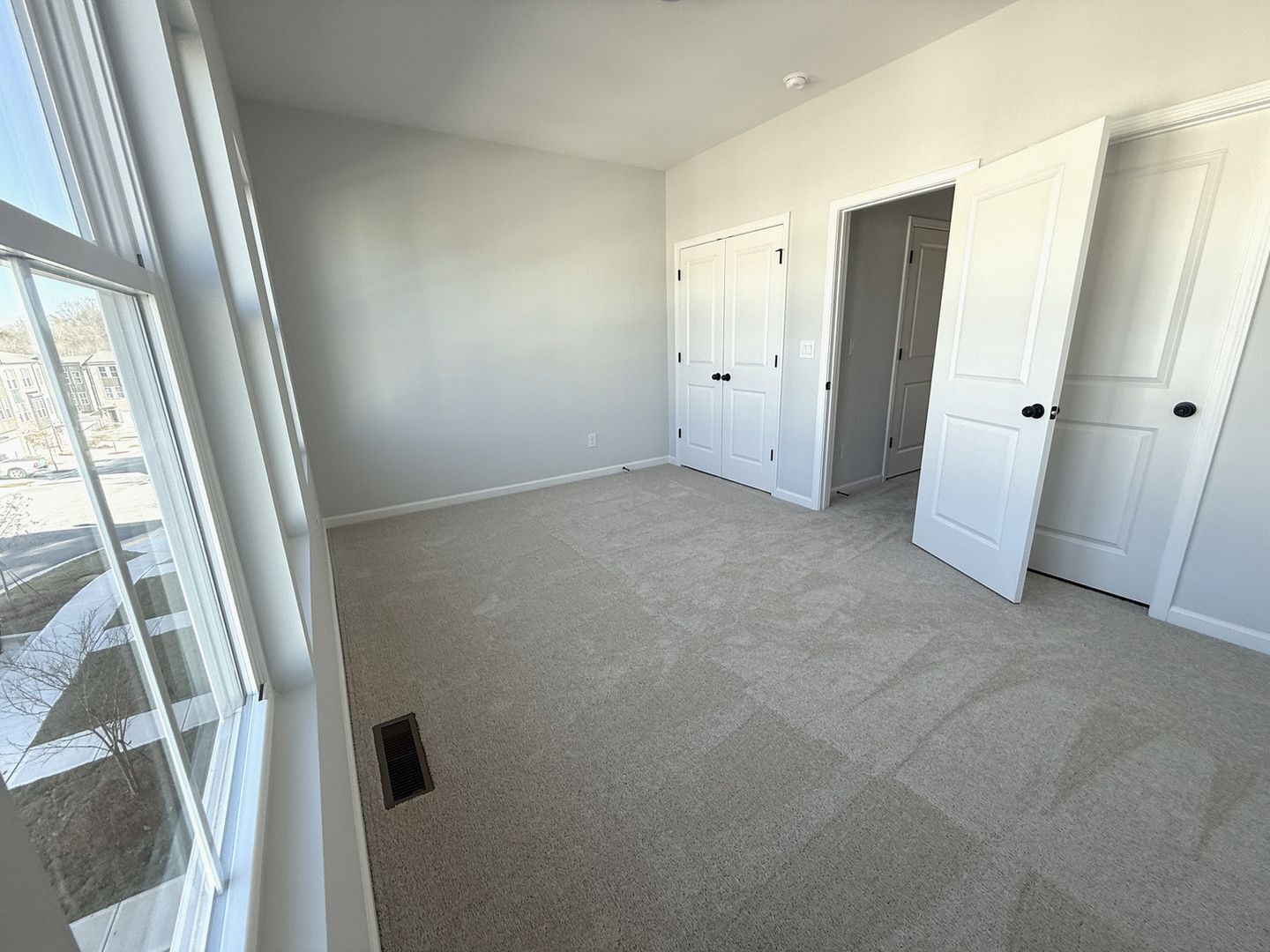 Building Photo - 1420 Creekside Cir NW