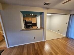 Building Photo - 3627 Menchaca Rd
