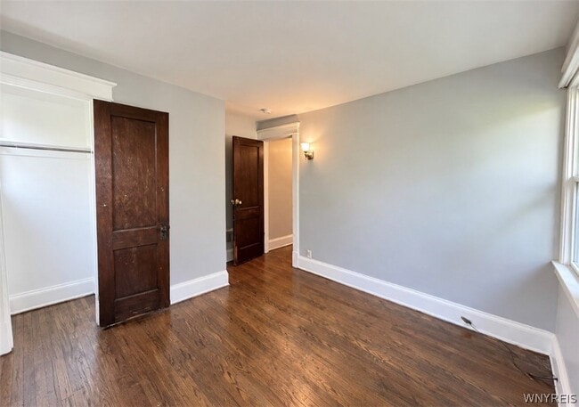 Building Photo - 9 Lovering Ave