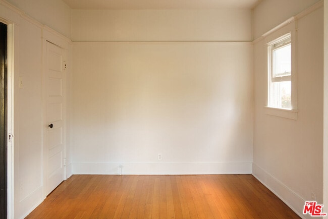 Building Photo - 3210 Manitou Ave