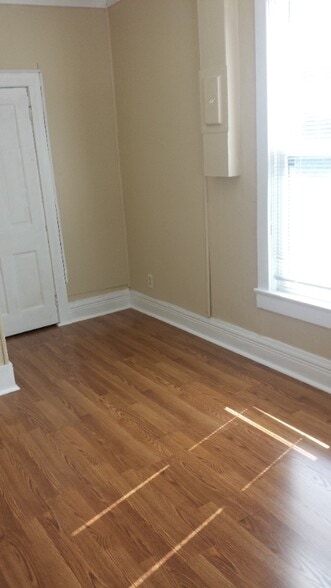 Building Photo - 414 N Salisbury St