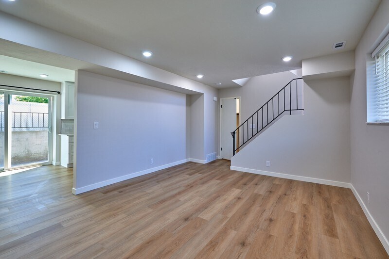 Building Photo - 3826 S 1250 E