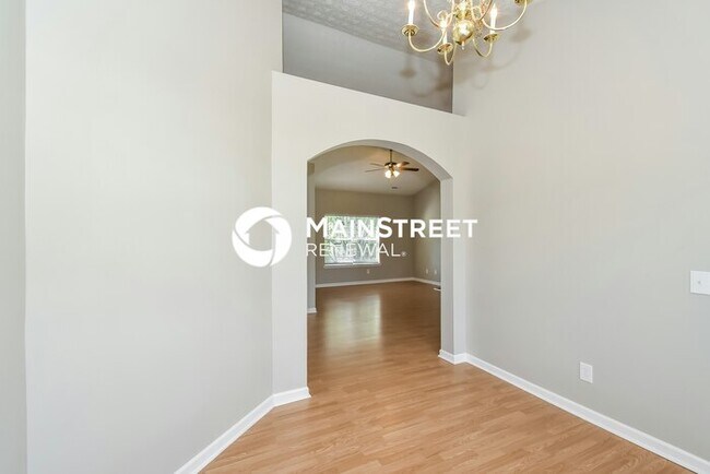 Building Photo - 3 Bedroom Pet-Friendly Home in Atlanta, GA with Main Street Renewal