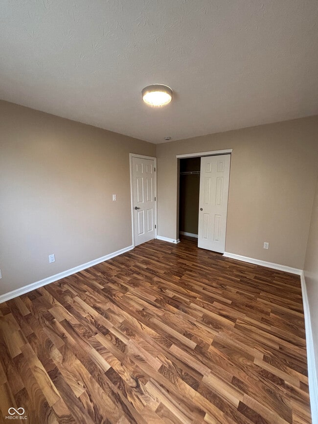 Building Photo - 10248 Stillwell Dr