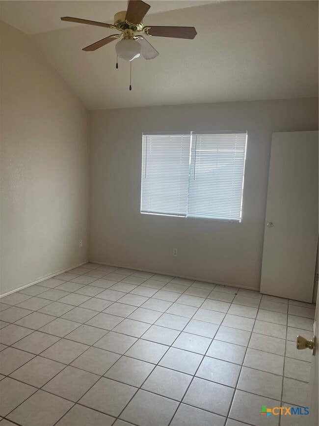 Building Photo - 2712 Vernice Loop